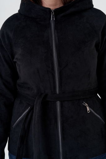 Миниатюра фотографии Куртка из эко замши утепленная с капюшоном
