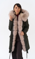 Миниатюра фотографии Женская парка с капюшоном из меха песца