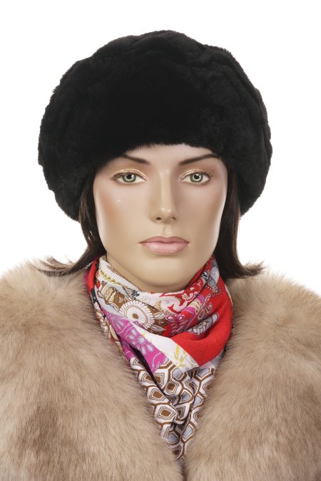 Купить Шапка женская из мутона в каталоге