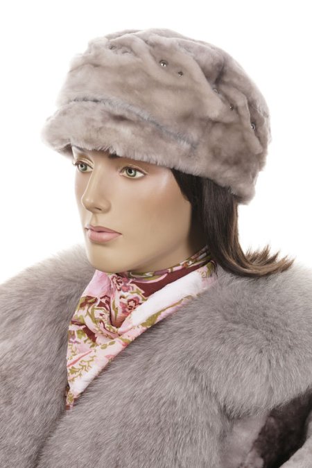 Купить Шапка женская из мутона в каталоге