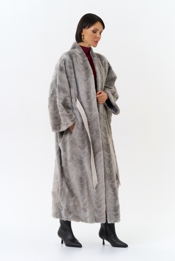 Миниатюра фотографии Шуба из меха норки с поясом