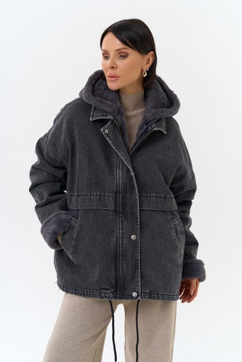 Миниатюра фотографии Женская утепленная джинсовая куртка с отделкой из эко меха