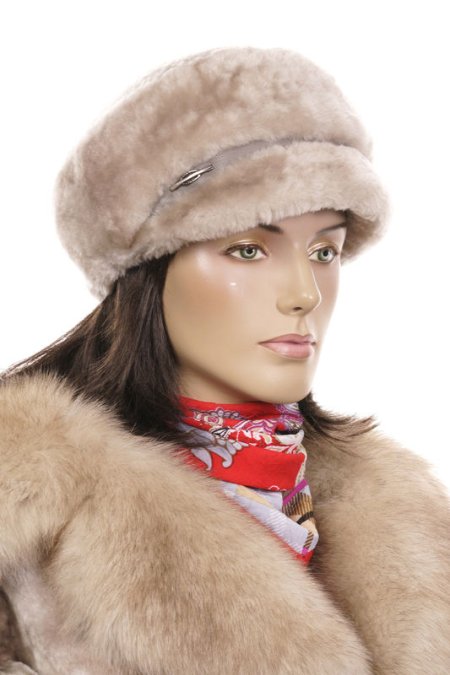 Купить Шапка женская из овчины в каталоге