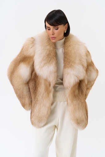Миниатюра фотографии Куртка из лисы