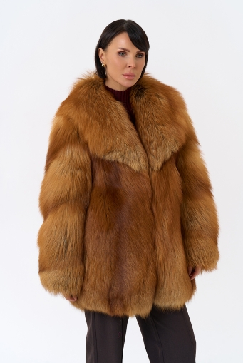 Миниатюра фотографии Шуба из рыжей лисы
