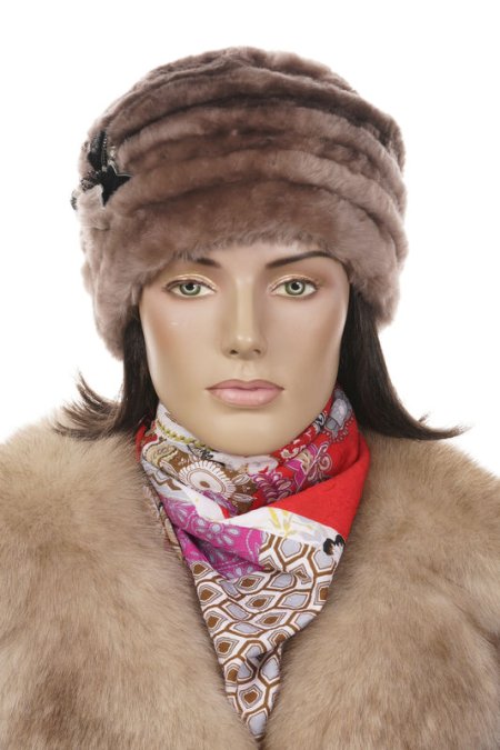 Купить Шапка женская из мутона в каталоге