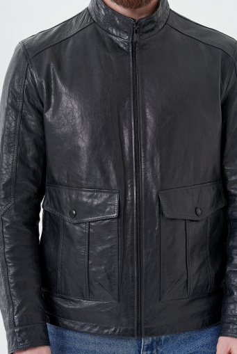 Миниатюра фотографии Мужская кожаная куртка серого цвета 