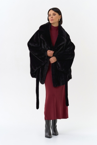 Миниатюра фотографии Шуба из меха норки с английским воротником в цвете баклажан