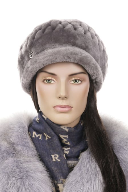 Купить Шапка женская из мутона в каталоге