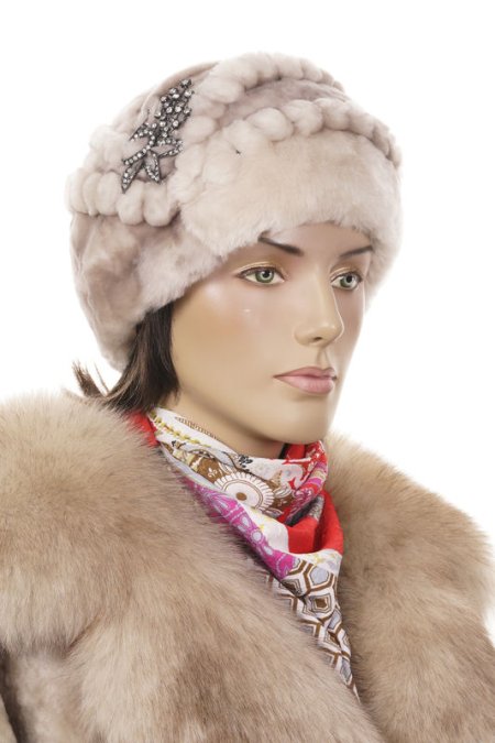 Купить Шапка женская из мутона в каталоге