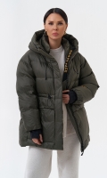 Миниатюра фотографии Женский пуховик с капюшоном