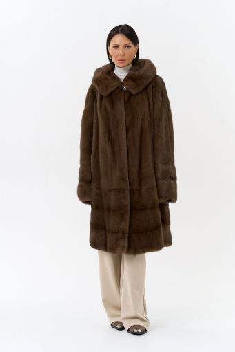 Миниатюра фотографии Шуба из меха норки с капюшоном