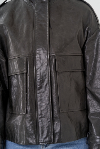 Миниатюра фотографии Куртка - рубашка из кожи серого цвета