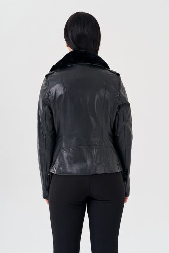 Миниатюра фотографии Куртка из натуральной кожи с мехом
