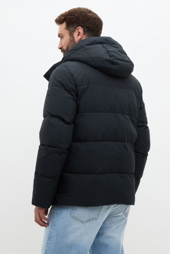 Миниатюра фотографии Мужской пуховик с капюшоном больших размеров