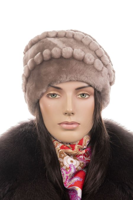 Купить Шапка женская из мутона в каталоге