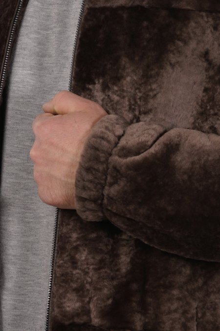 Купить Шуба мужская из мутона с воротником в каталоге