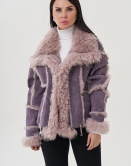 Купить Женская куртка фиолетового цвета с меховой отделкой в каталоге