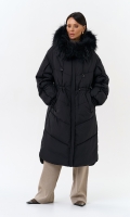 Миниатюра фотографии Женский пуховик с капюшоном из меха чернобурки