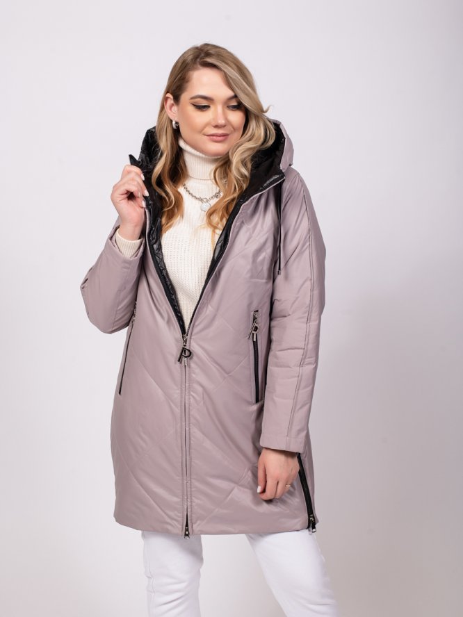 Миниатюра фотографии Женское пальто из текстиля с капюшоном