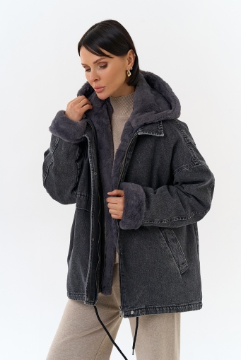 Миниатюра фотографии Женская утепленная джинсовая куртка с отделкой из эко меха