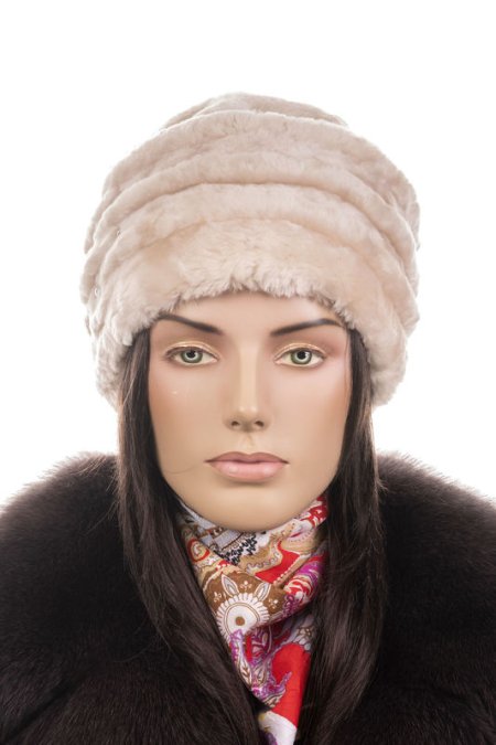 Купить Шапка женская из мутона в каталоге