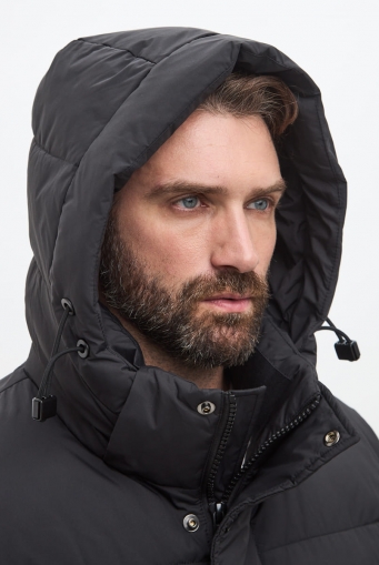 Миниатюра фотографии Мужской черный пуховик больших размеров