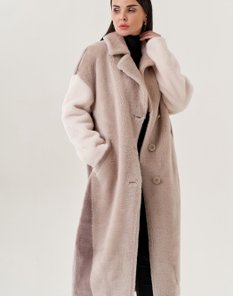 Купить Женское пальто из эко меха  с английским воротником  в каталоге