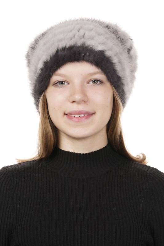 Миниатюра фотографии Шапка женская из норки