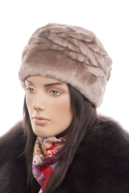 Купить Шапка женская из мутона в каталоге
