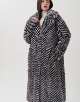 Купить Длинное женское пальто из эко меха в каталоге