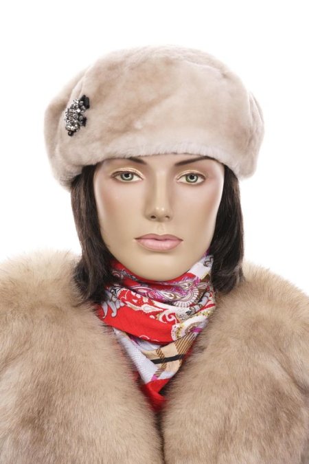 Купить Шапка женская из овчины в каталоге