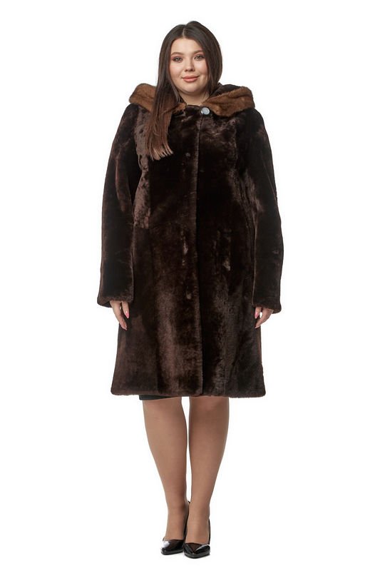 Миниатюра фотографии Шуба из мутона с капюшоном, отделка норка