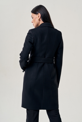 Миниатюра фотографии Приталенное женское пальто в черном цвете