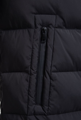 Миниатюра фотографии Мужской удлиненный пуховик с капюшоном