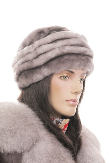 Купить Шапка женская из мутона в каталоге