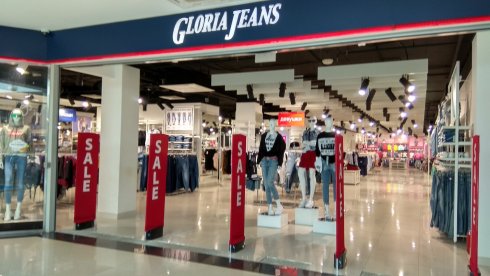 Gloria Jeans