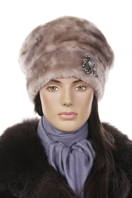Купить Шапка женская из мутона в каталоге