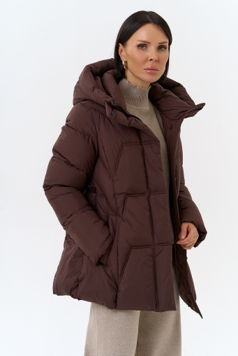 Миниатюра фотографии Женский пуховик с поясом