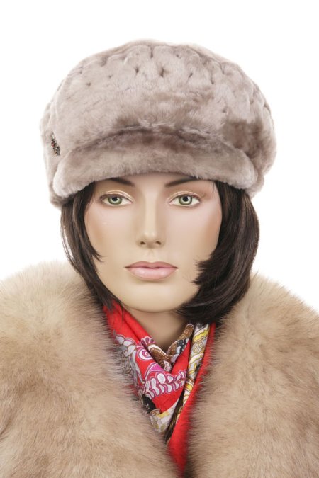 Купить Шапка женская из мутона в каталоге