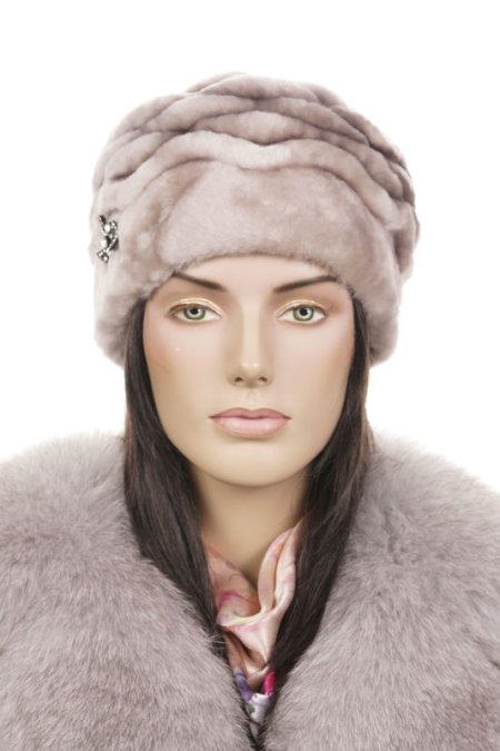 Купить Шапка женская из мутона в каталоге