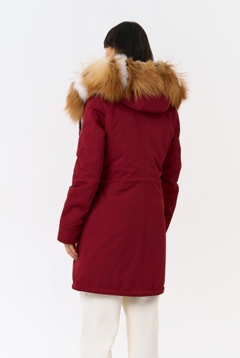 Миниатюра фотографии Женская парка с капюшоном из меха рыжей лисы