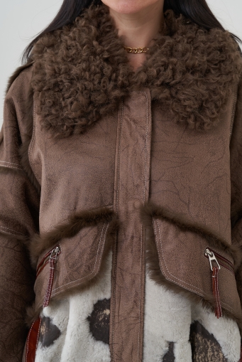 Миниатюра фотографии Женская куртка  с отложным воротником
