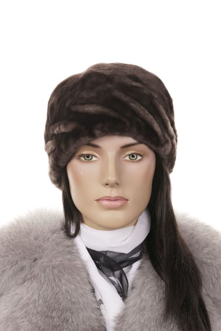 Купить Шапка женская из мутона в каталоге