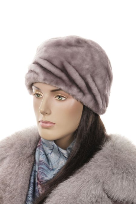 Купить Шапка женская из мутона в каталоге