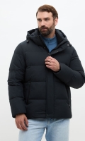 Миниатюра фотографии Мужской пуховик с капюшоном больших размеров