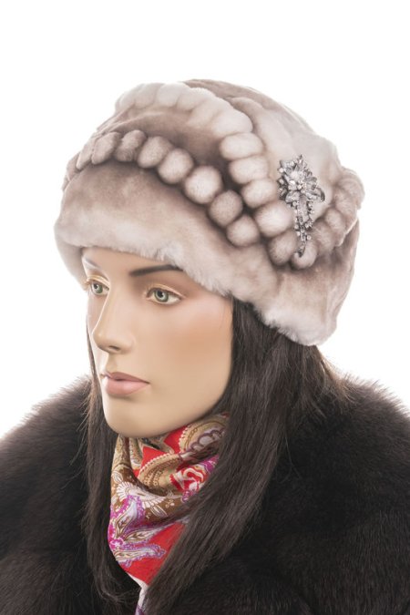 Купить Шапка женская из мутона в каталоге