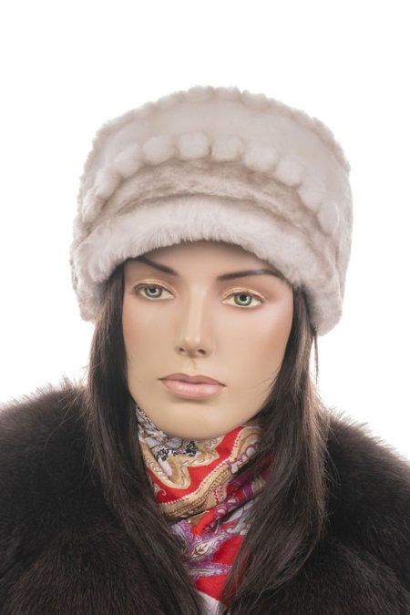 Купить Шапка женская из мутона в каталоге