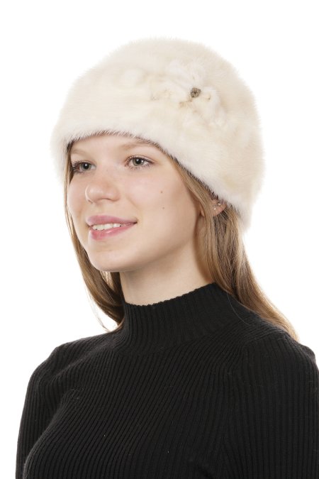 Купить Шапка женская из норки в каталоге