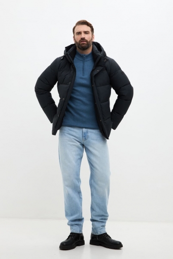 Миниатюра фотографии Мужской пуховик с капюшоном больших размеров